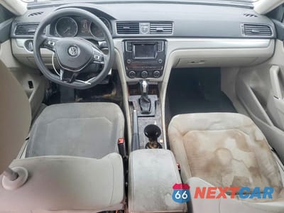 Zdjęcie 8 z 12 samochodu: 2016 VOLKSWAGEN PASSAT S VIN:1VWAT7A3XGC019352 - miniatura