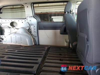 Zdjęcie 11 z 13 samochodu: 2008 DODGE GRAND CARAVAN C VIN:1D4HN11H68B176052 - miniatura