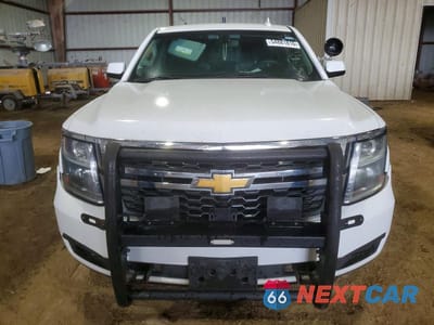 Piąte zdjęcie samochodu w środku: 2018 CHEVROLET TAHOE POLICE VIN:1GNLCDEC0JR209001 - miniatura