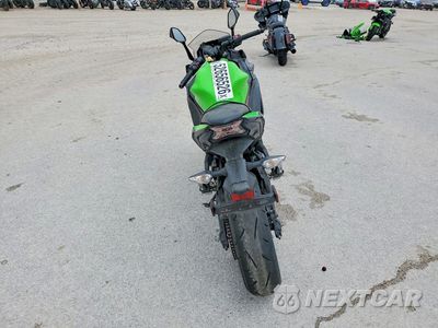 Czwarte zdjęcie samochodu z boku: 2022 KAWASAKI EX650 N VIN:ML5EXEN12NDA75280 - miniatura