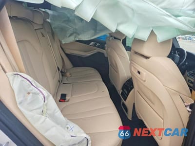 Zdjęcie 10 z 12 samochodu: 2019 BMW X5 XDRIVE40I VIN:5UXCR6C59KLL60798 - miniatura