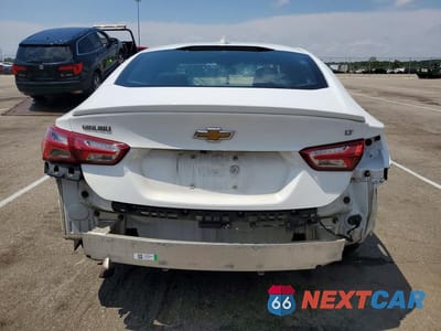 Zdjęcie 6 z 12 samochodu: 2019 CHEVROLET MALIBU LT VIN:1G1ZD5ST9KF204157 - miniatura