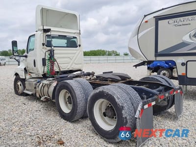 Trzecie zdjęcie samochodu z tyłu: 2025 INTERNATIONAL LT62F SEMI TRUCK VIN:3HSDZTZR9SN123307 - miniatura