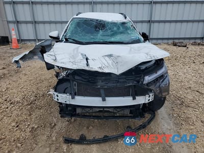 Piąte zdjęcie samochodu w środku: 2025 CHEVROLET TRAX 1LT VIN:KL77LHEP3SC312399 - miniatura