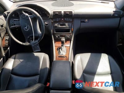 Zdjęcie 8 z 12 samochodu: 2004 MERCEDES-BENZ C 320 VIN:WDBRF64J54F509952 - miniatura