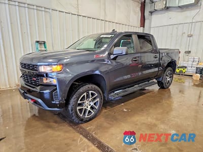 2020 CHEVROLET SILVERADO K1500 TRAIL BOSS CUSTOM 1GCPYCEF9LZ352810 - główne zdjęcie licytacji z USA - miniatura
