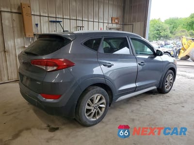 Trzecie zdjęcie samochodu z tyłu: 2017 HYUNDAI TUCSON SE VIN:KM8J3CA44HU428846 - miniatura