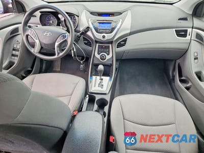 Zdjęcie 8 z 12 samochodu: 2011 HYUNDAI ELANTRA GLS VIN:5NPDH4AE9BH011998 - miniatura