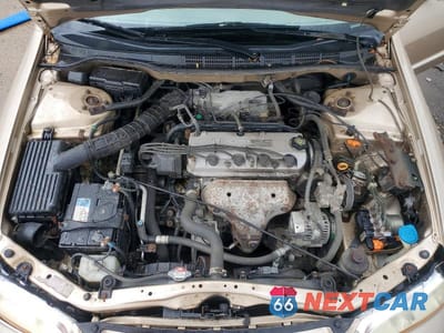 Zdjęcie 11 z 12 samochodu: 2001 HONDA ACCORD EX VIN:1HGCG56631A047652 - miniatura