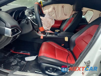 Zdjęcie 7 z 12 samochodu: 2017 JAGUAR XE R - SPORT VIN:SAJAF4BV4HA971352 - miniatura