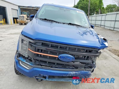 Piąte zdjęcie samochodu w środku: 2023 FORD F150 VIN:1FTMF1E56PKD07620 - miniatura