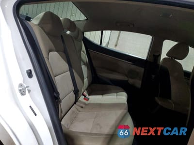 Zdjęcie 10 z 12 samochodu: 2018 HYUNDAI ELANTRA SEL VIN:5NPD84LF0JH239103 - miniatura