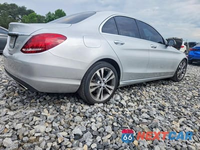 Trzecie zdjęcie samochodu z tyłu: 2017 MERCEDES-BENZ C 300 VIN:55SWF4JB8HU188603 - miniatura