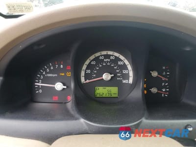 Zdjęcie 9 z 13 samochodu: 2006 KIA SPORTAGE LX VIN:KNDJE723767152007 - miniatura