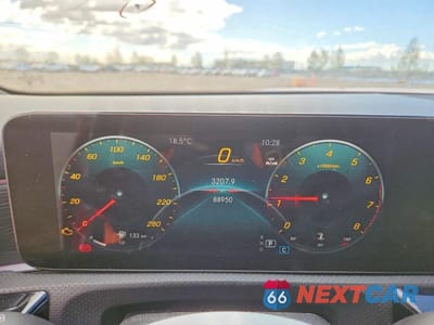 Zdjęcie 9 z 13 samochodu: 2022 MERCEDES-BENZ A 250 4MATIC VIN:W1K3F4HB4NJ345709 - miniatura