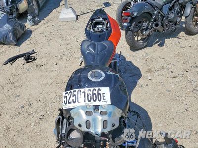 Piąte zdjęcie samochodu w środku: 2007 SUZUKI GSX-R1000 VIN:JS1GT77A372111230 - miniatura