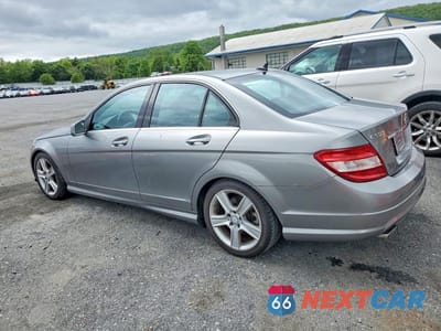 Drugie zdjęcie samochodu z przodu: 2010 MERCEDES-BENZ C 300 4MATIC VIN:WDDGF8BBXAR106176 - miniatura