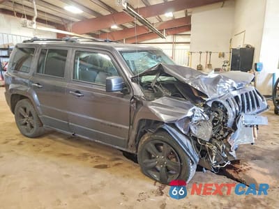 Czwarte zdjęcie samochodu z boku: 2015 JEEP PATRIOT SPORT VIN:1C4NJRBBXFD218096 - miniatura
