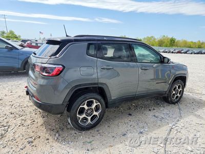 Trzecie zdjęcie samochodu z tyłu: 2022 JEEP COMPASS TRAILHAWK VIN:3C4NJDDB6NT123141 - miniatura