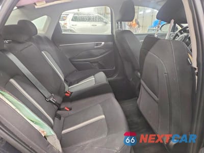 Zdjęcie 10 z 13 samochodu: 2025 HYUNDAI SONATA SEL VIN:KMHL64JA0SA489566 - miniatura