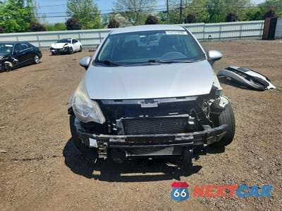 Piąte zdjęcie samochodu w środku: 2014 KIA RIO LX VIN:KNADM4A34E6418441 - miniatura