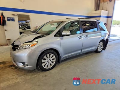 2015 TOYOTA SIENNA LIMITED PREMIUM 7-PASSENGER 5TDDK3DC7FS094806 - główne zdjęcie licytacji z USA - miniatura