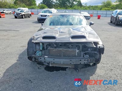 Piąte zdjęcie samochodu w środku: 2021 DODGE CHALLENGER SRT HELLCAT REDEYE VIN:2C3CDZL9XMH654199 - miniatura