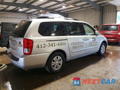 Trzecie zdjęcie samochodu z tyłu: 2012 KIA SEDONA LX VIN:KNDMG4C7XC6442539 - miniatura