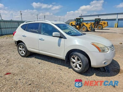 Czwarte zdjęcie samochodu z boku: 2010 NISSAN ROGUE S VIN:JN8AS5MV8AW119337 - miniatura