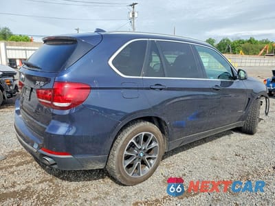 Trzecie zdjęcie samochodu z tyłu: 2017 BMW X5 VIN:5UXKR0C39H0X78795 - miniatura