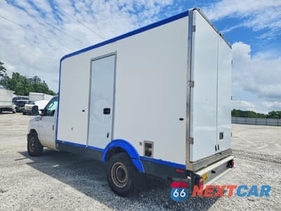 Drugie zdjęcie samochodu z przodu: 2023 FORD E-350 REFRIGERATED BOX TRUCK VIN:1FDWE3FK7PDD08531 - miniatura