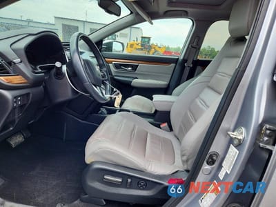 Zdjęcie 7 z 13 samochodu: 2019 HONDA CR-V TOURING VIN:7FARW2H98KE015620 - miniatura