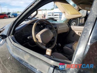 Zdjęcie 8 z 12 samochodu: 1998 TOYOTA TACOMA VIN:4TAWN72N4WZ157415 - miniatura