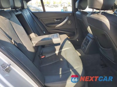 Zdjęcie 10 z 13 samochodu: 2013 BMW 335 I VIN:WBA3A9C51DF078065 - miniatura