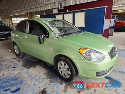 Czwarte zdjęcie samochodu z boku: 2011 HYUNDAI ACCENT GL VIN:KMHCM3AC3BU188287 - miniatura