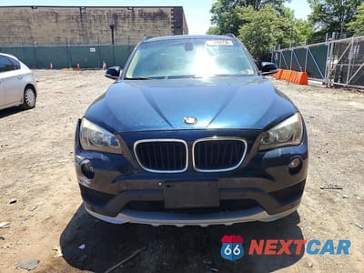 Piąte zdjęcie samochodu w środku: 2015 BMW X1 XDRIVE28I VIN:WBAVL1C59FVY28941 - miniatura
