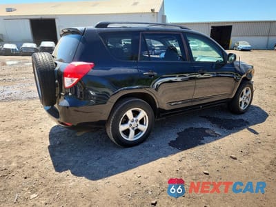 Trzecie zdjęcie samochodu z tyłu: 2006 TOYOTA RAV4 BASE VIN:JTMBK33V165001360 - miniatura