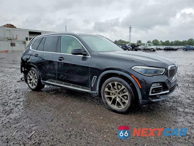 Czwarte zdjęcie samochodu z boku: 2019 BMW X5 XDRIVE40I VIN:5UXCR6C52KLK87709 - miniatura