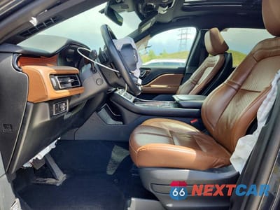 Zdjęcie 7 z 13 samochodu: 2022 LINCOLN AVIATOR RESERVE VIN:5LM5J7XC9NGL19044 - miniatura