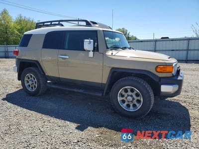 Czwarte zdjęcie samochodu z boku: 2012 TOYOTA FJ CRUISER BASE VIN:JTEBU4BF0CK148658 - miniatura