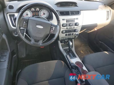 Zdjęcie 8 z 12 samochodu: 2010 FORD FOCUS SES VIN:1FAHP3GN9AW190760 - miniatura