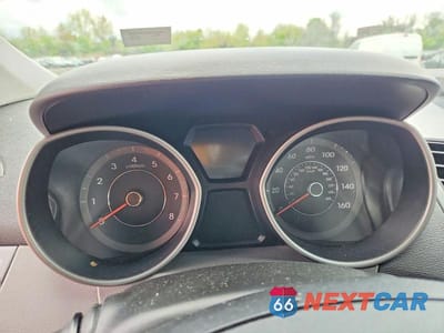 Zdjęcie 9 z 12 samochodu: 2016 HYUNDAI ELANTRA VIN:5NPDH4AE5GH654503 - miniatura