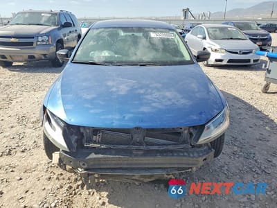 Piąte zdjęcie samochodu w środku: 2015 VOLKSWAGEN JETTA SE VIN:3VWD17AJ0FM329637 - miniatura
