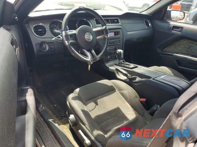 Zdjęcie 8 z 13 samochodu: 2014 FORD MUSTANG VIN:1ZVBP8AM4E5240986 - miniatura