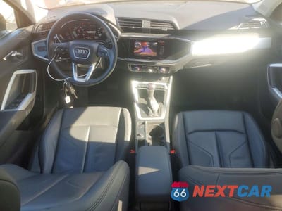 Zdjęcie 8 z 13 samochodu: 2022 AUDI Q3 KOMFORT 45 VIN:WA1AECF31N1064892 - miniatura