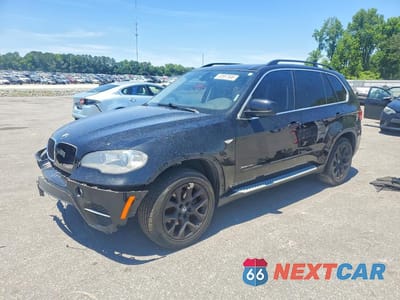 2013 BMW X5 XDRIVE35I 5UXZV4C54DL994128 - główne zdjęcie licytacji z USA - miniatura