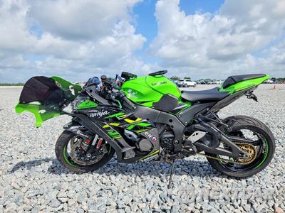 Trzecie zdjęcie samochodu z tyłu: 2018 KAWASAKI ZX1000 R VIN:JKAZXCR19JA007163 - miniatura