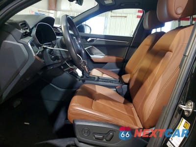 Zdjęcie 7 z 14 samochodu: 2020 AUDI Q3 PREMIUM VIN:WA1AECF36L1001591 - miniatura