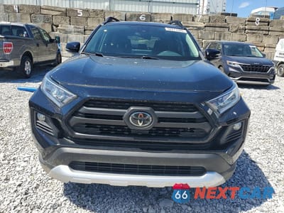 Piąte zdjęcie samochodu w środku: 2021 TOYOTA RAV4 ADVENTURE VIN:2T3J1RFV6MW166677 - miniatura