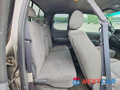 Zdjęcie 10 z 12 samochodu: 2006 TOYOTA TUNDRA ACCESS CAB SR5 VIN:5TBRU34106S466252 - miniatura